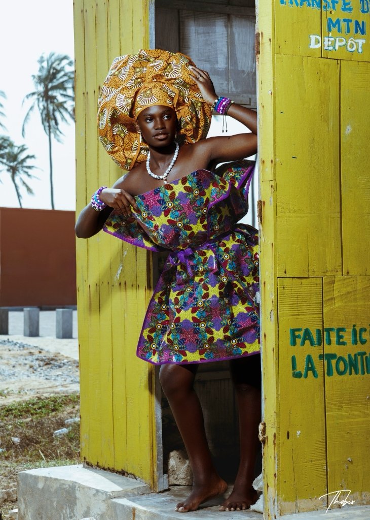 L'Or Solaire — Wax & Haute Couture — Photographie par Thobix Eclou (9/9)