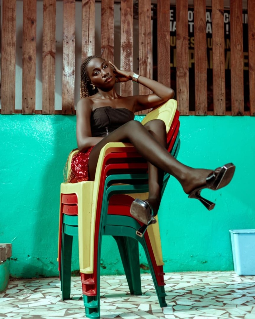 La Guinéenne — Modèle Photo & Street Couture — Photographie par Thobix Eclou