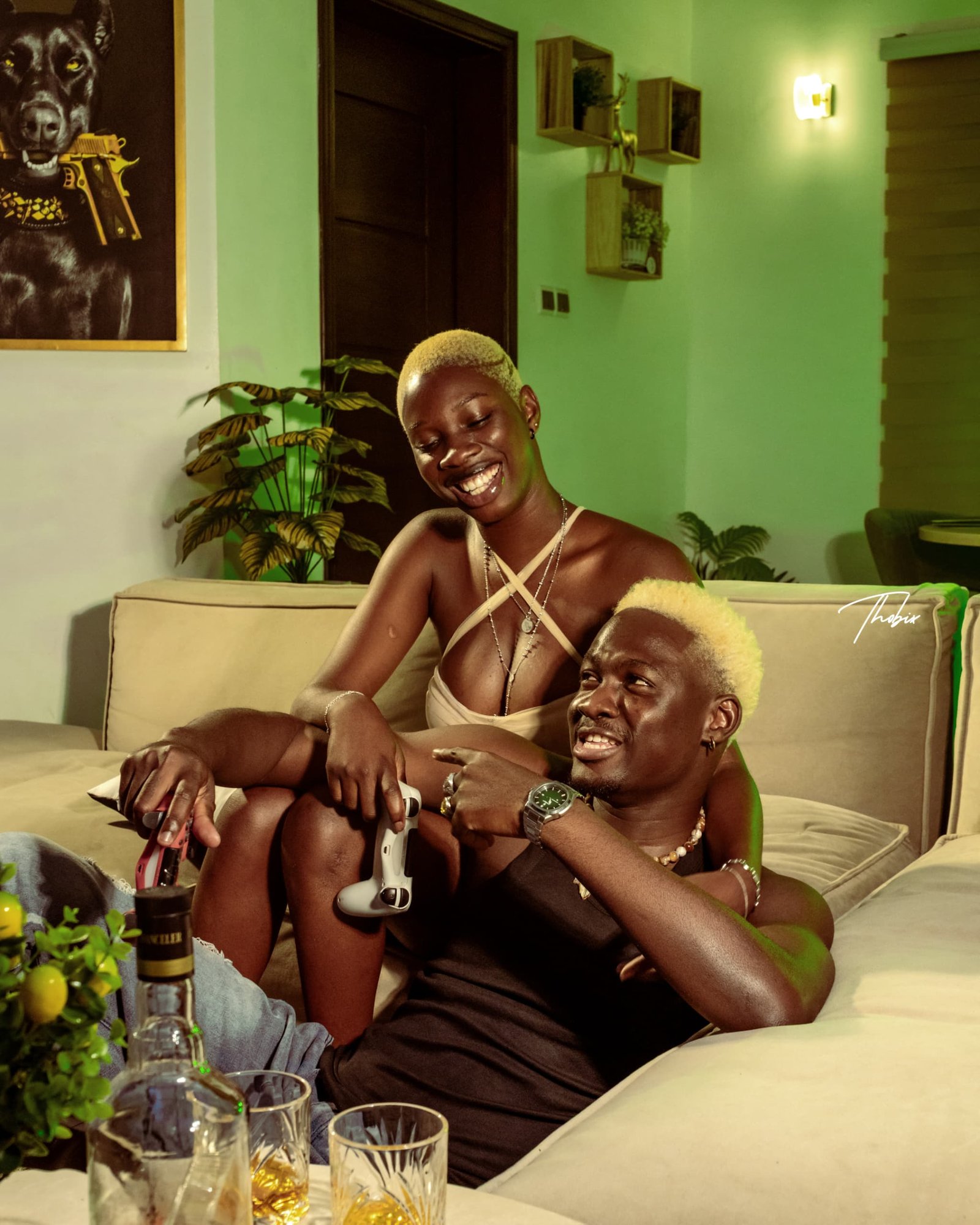 Éditorial Mode & Studio — Photographie par Thobix Eclou (3/5)